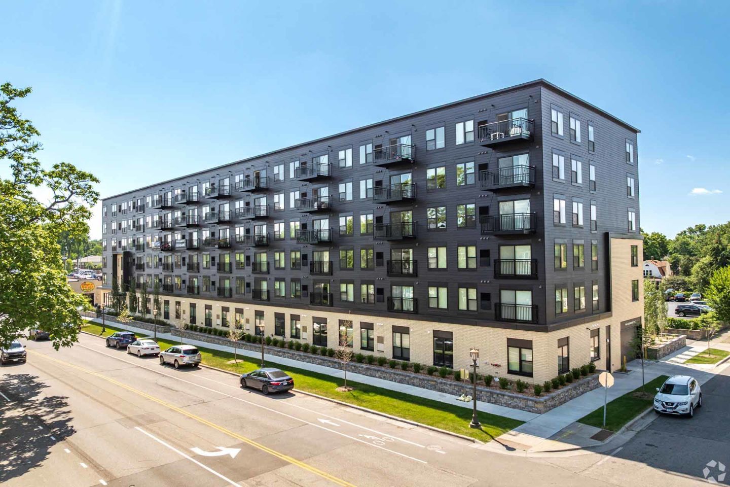 Marshall Avenue Flats Image 45