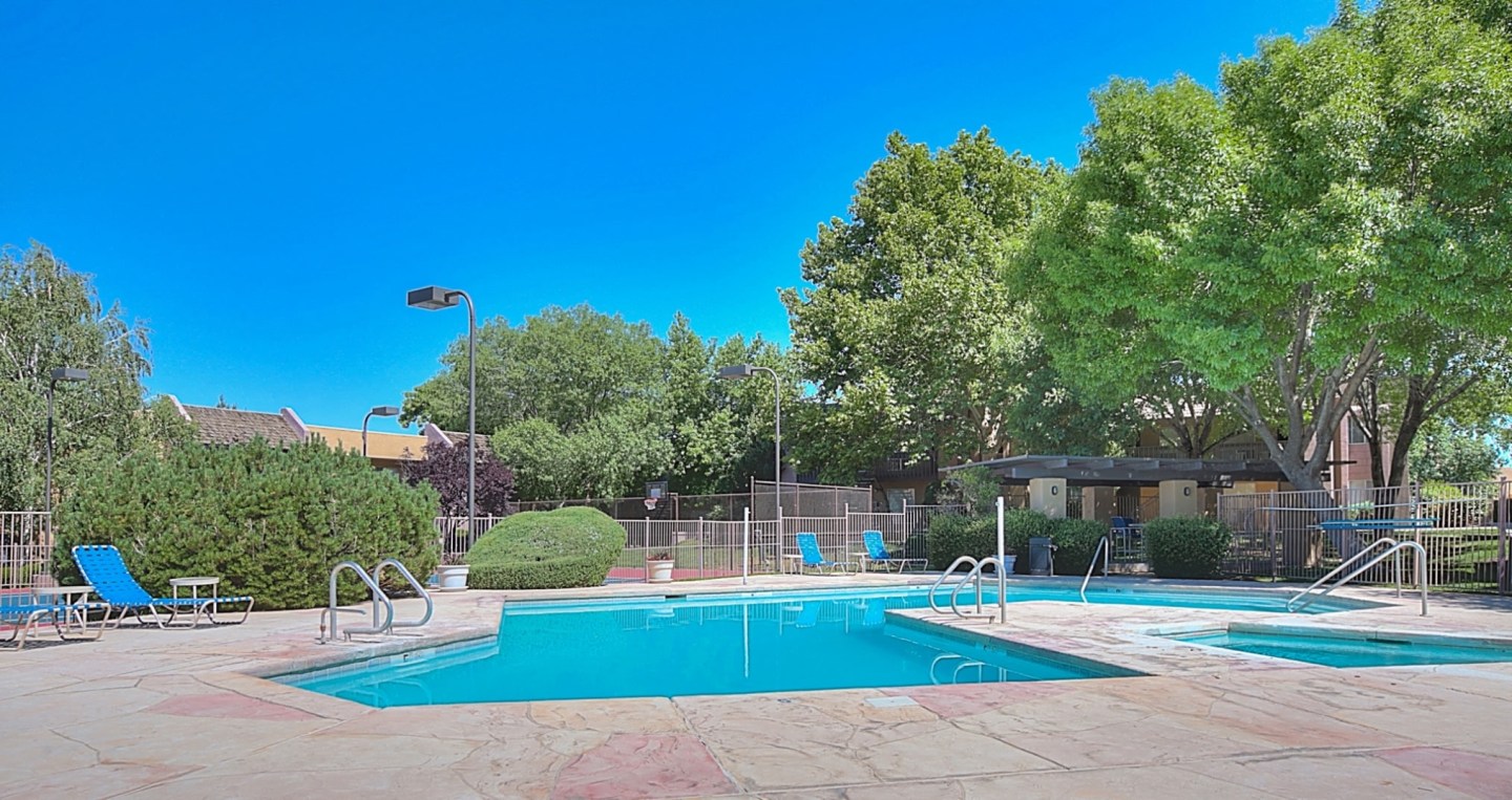 Eagle Point Apartments Image 1
