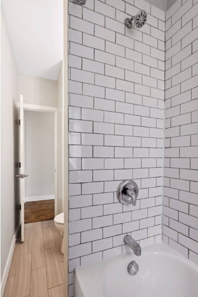 1524 Lasalle Avenue Image 18