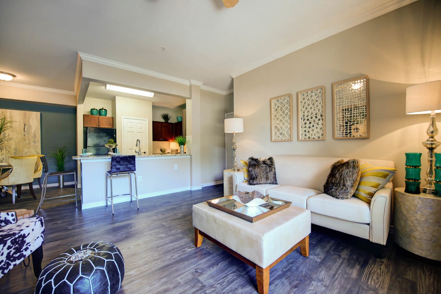 Callista Hill Country Apartments Image 7