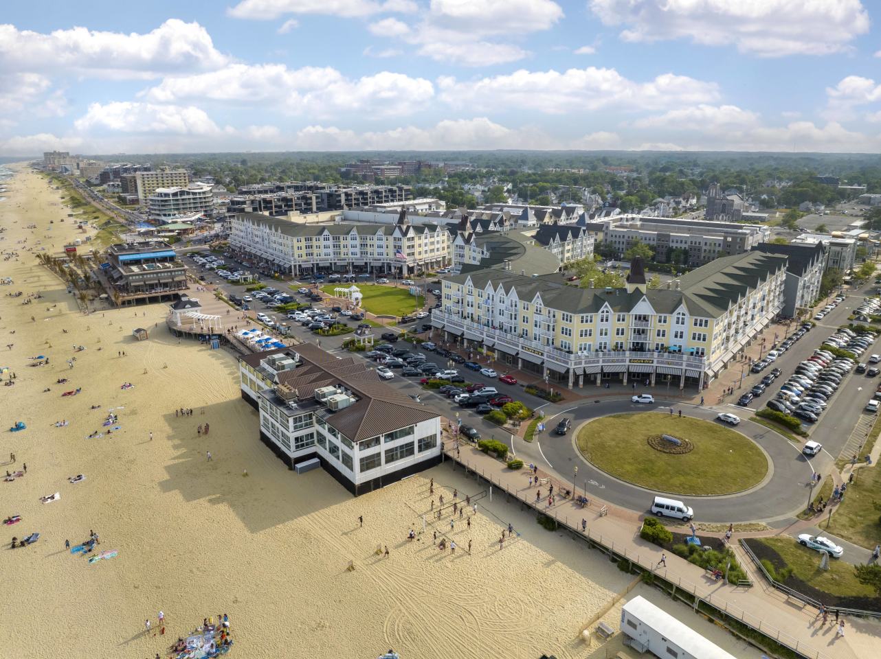 Pier Village Image 3