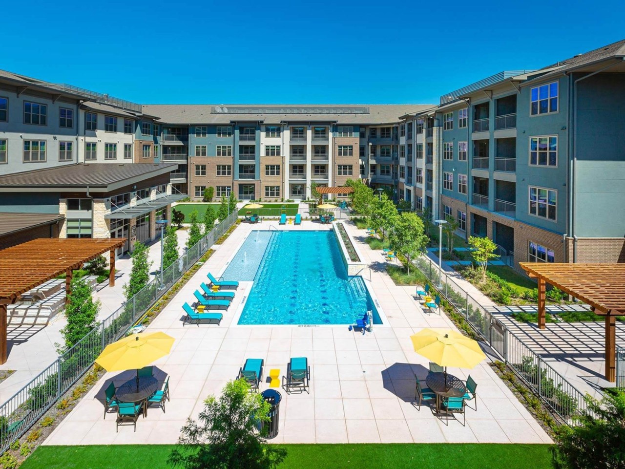 The Orchards at Market Plaza - Senior Housing Image 3