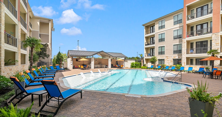 Residences at Pearland Town Center Image 44