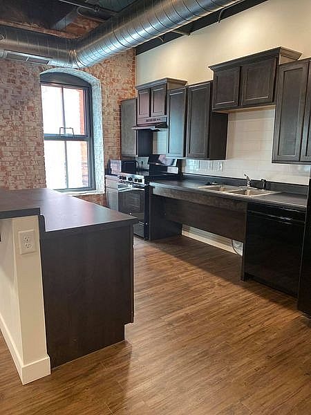Lee Hardware Lofts Image 5