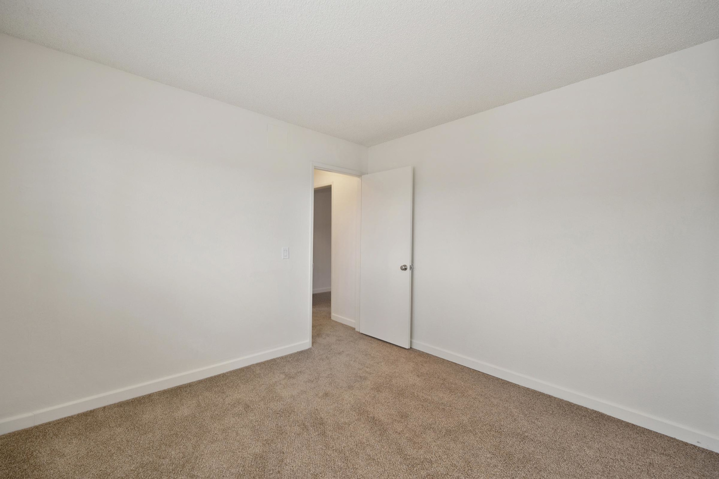 Elan Sea Lofts Image 28