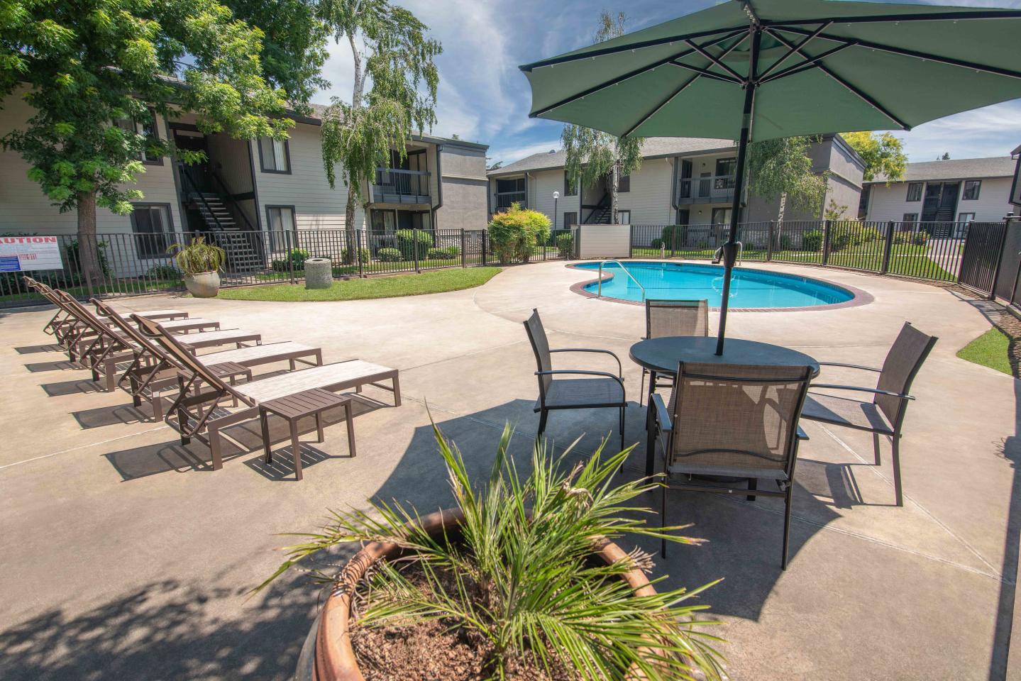Rivercrest Apartments Image 12