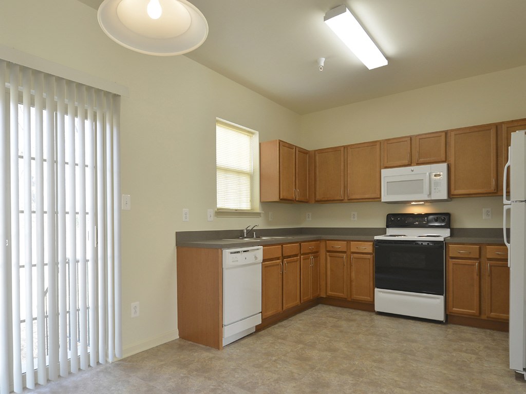 The Pointe at Manorgreen Townhomes Image 4