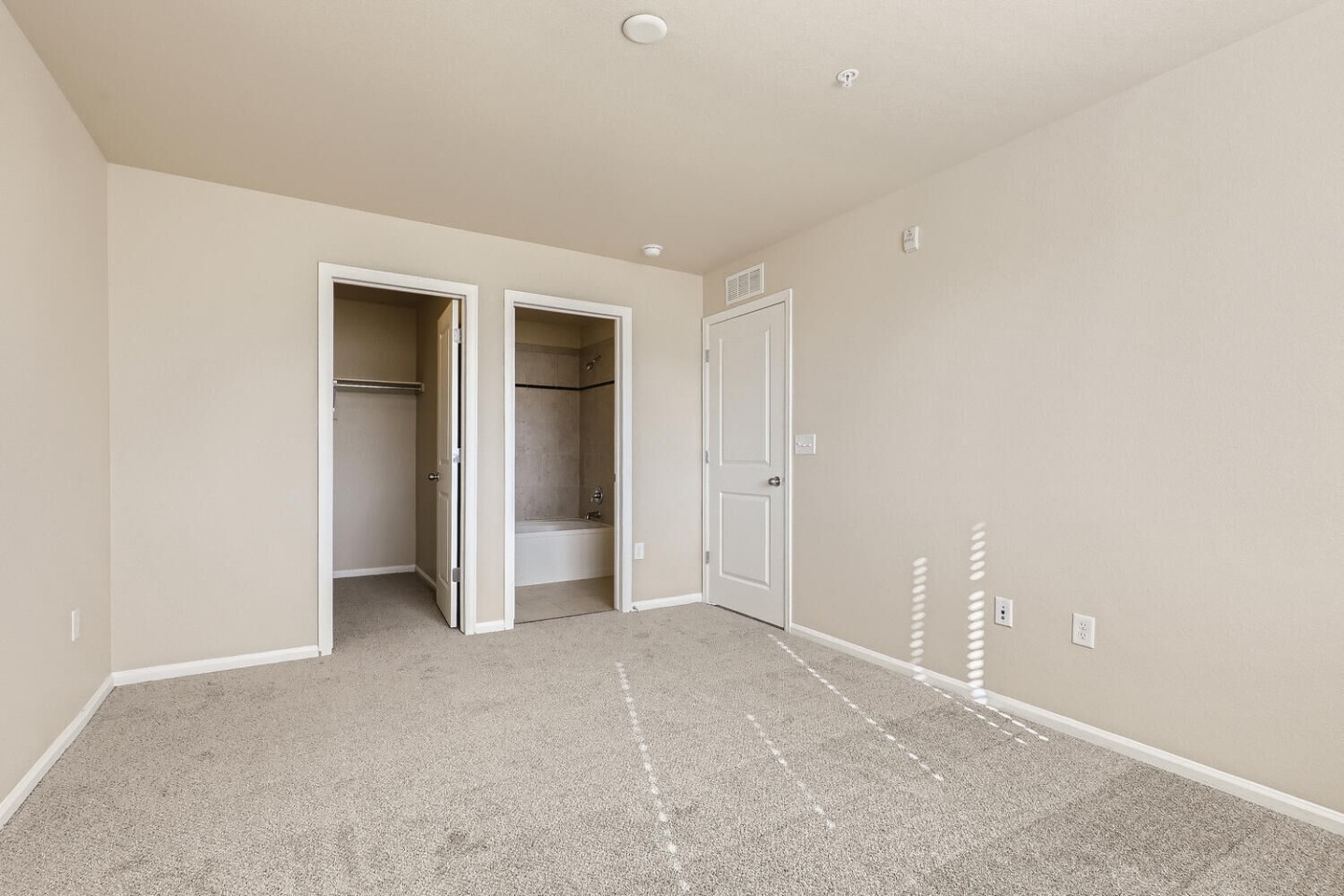 Maple Leaf Townhomes Image 9