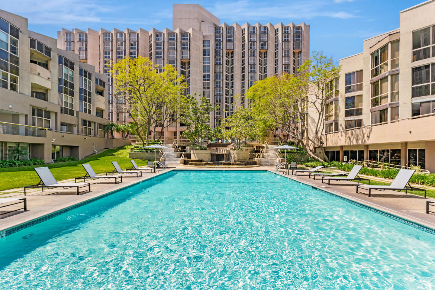 Promenade Towers Image 1