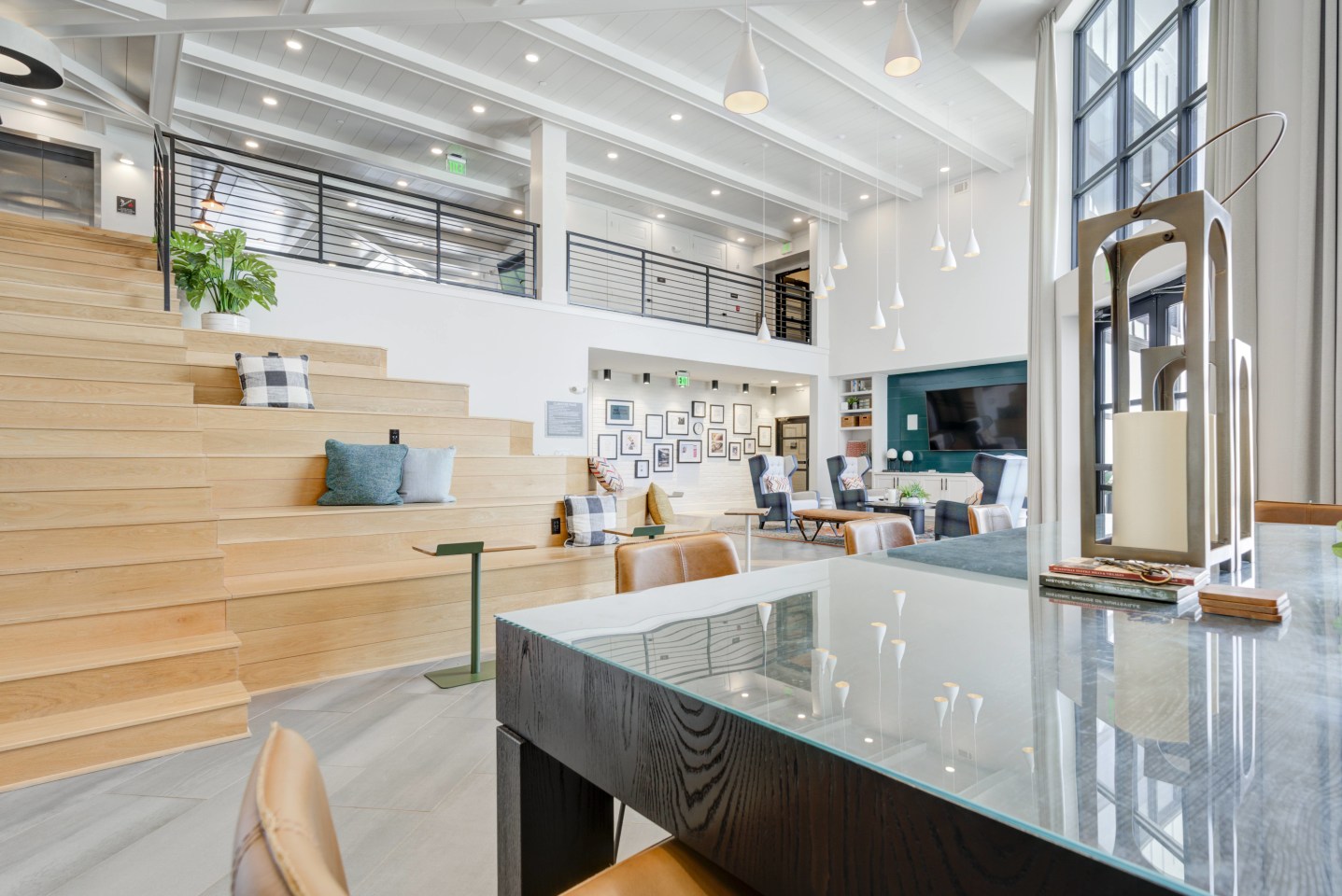 The Collins Luxury Apartments Image 12