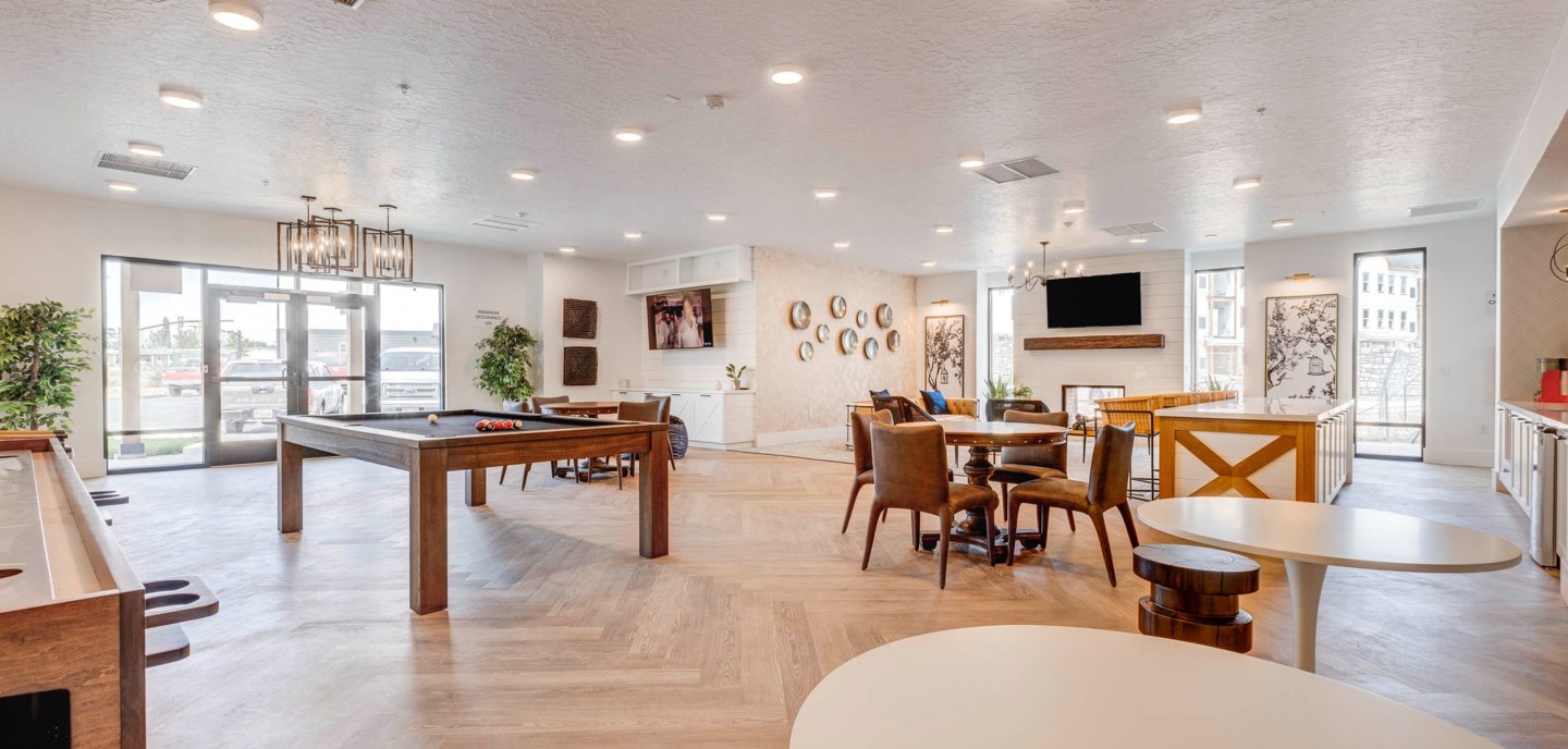 Aria Townhomes and Apartments Image 4