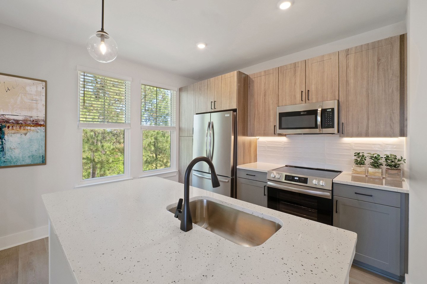 The Henslow Daniel Island Apartments & Townhomes Image 15