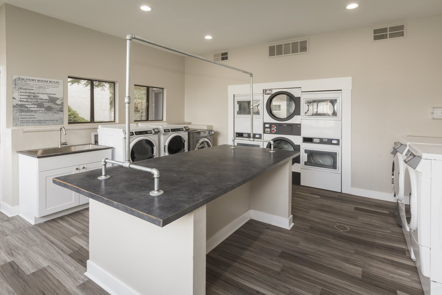 Cottonwood Terrace Image 17