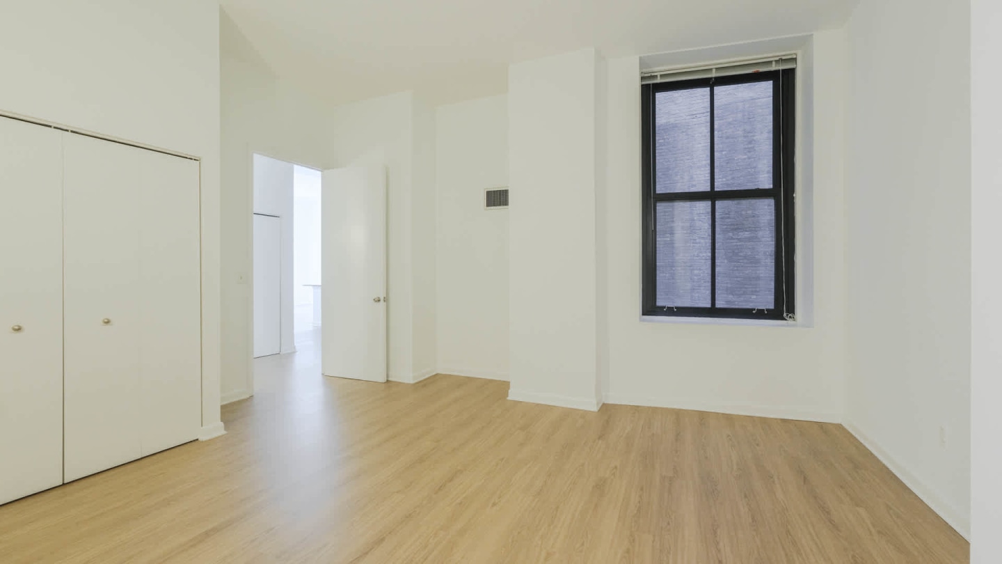 71 Broadway Image 29