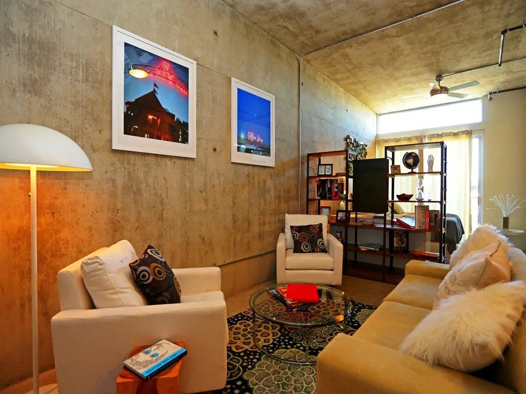 1221 Broadway Lofts Image 4