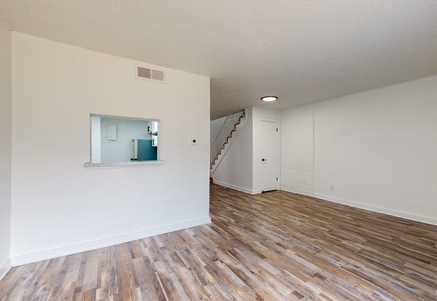 Regency Apartments Image 6