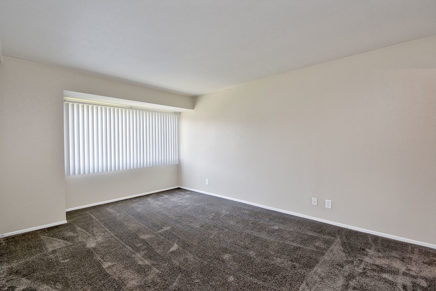 Woodside Village Apartments Image 28