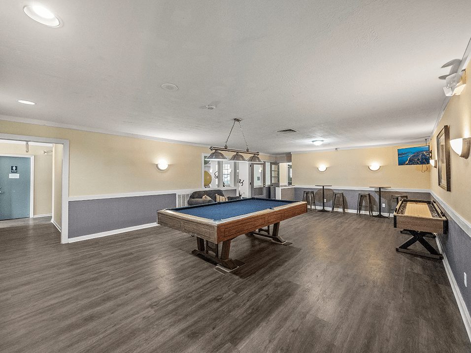 Cedarwood Village Image 19