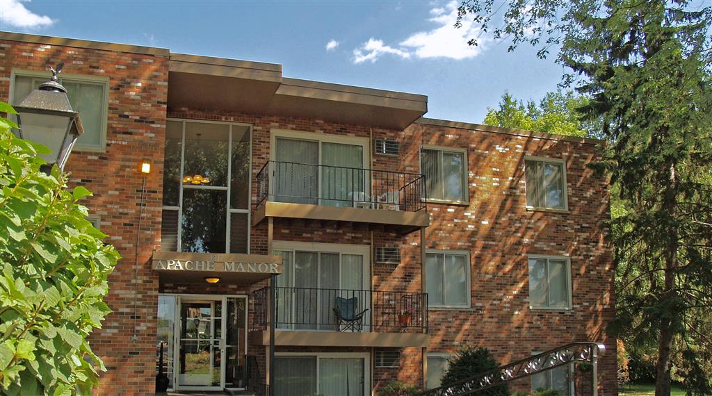 Apache Manor Apartments Image 10