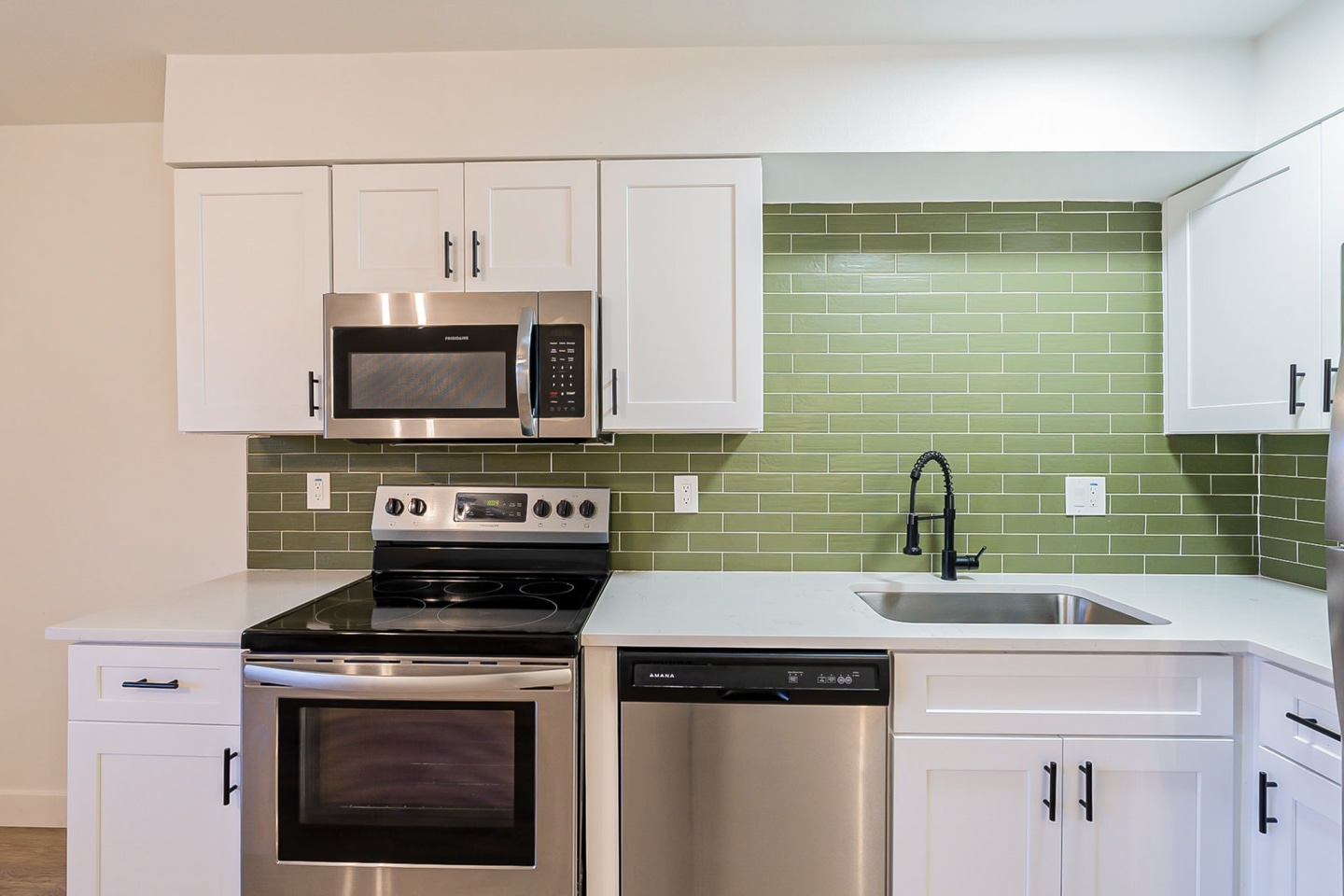 Century Apartments Image 16