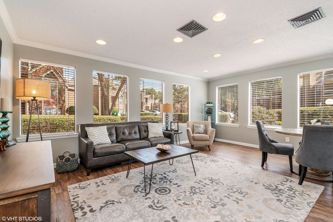 Oak City Apartments Image 12