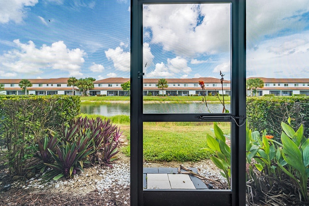 Amberton Luxury Townhomes Image 30