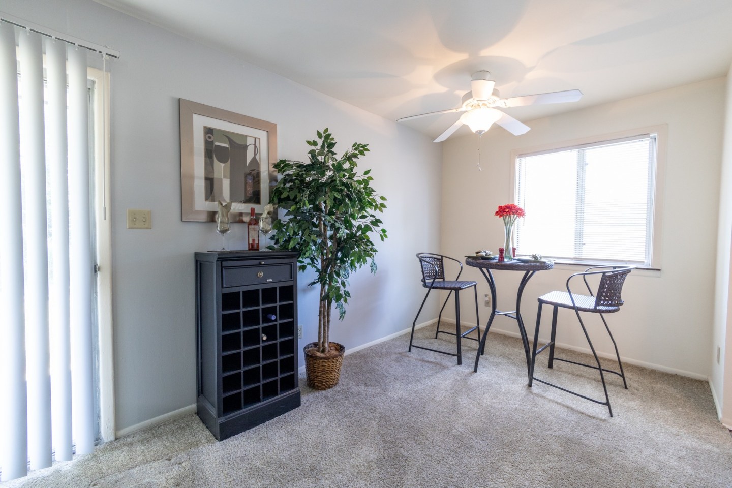 Woodbridge Apartments in Castleton IN Image 16
