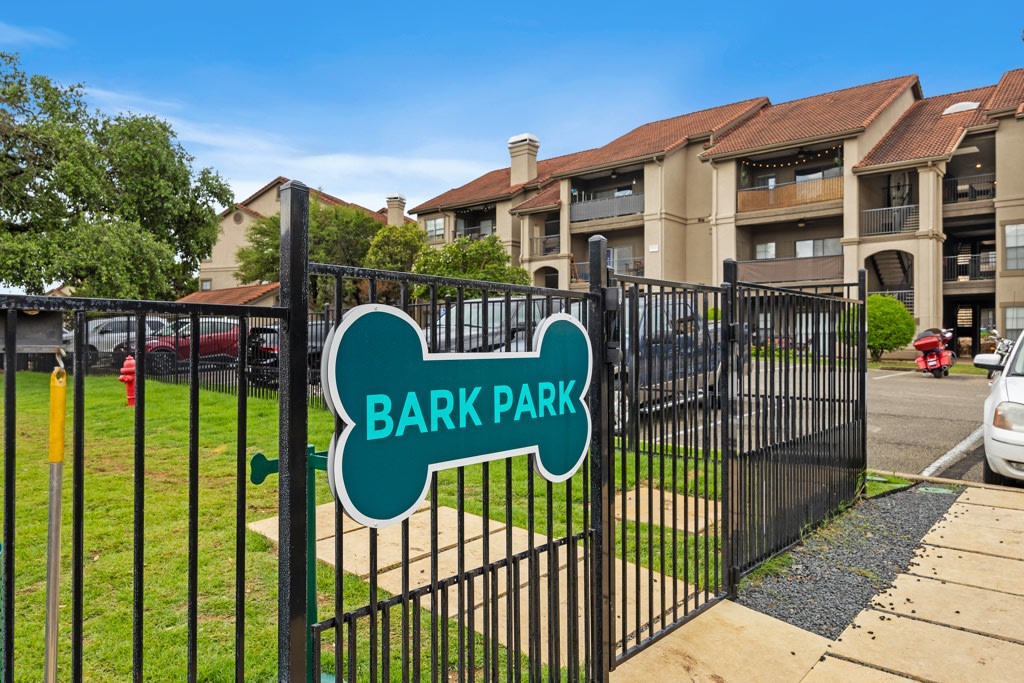Waters Edge Apartment Homes Image 80