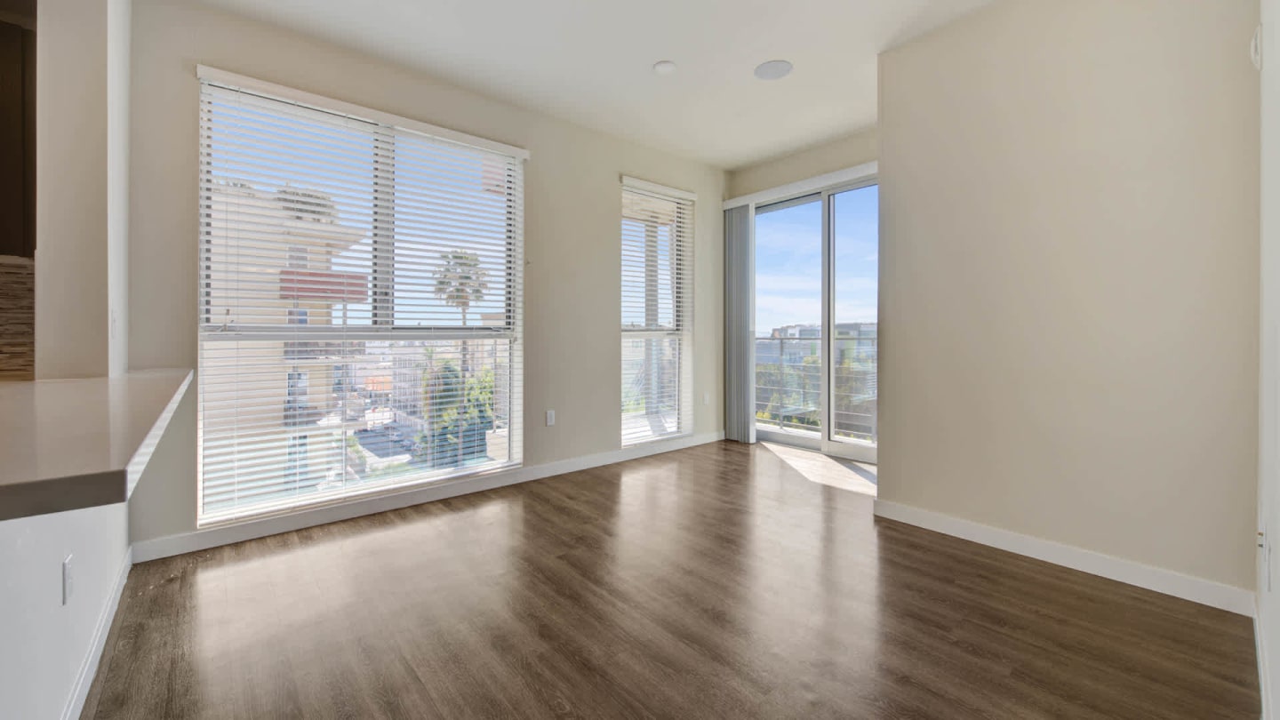Radius Koreatown Image 41