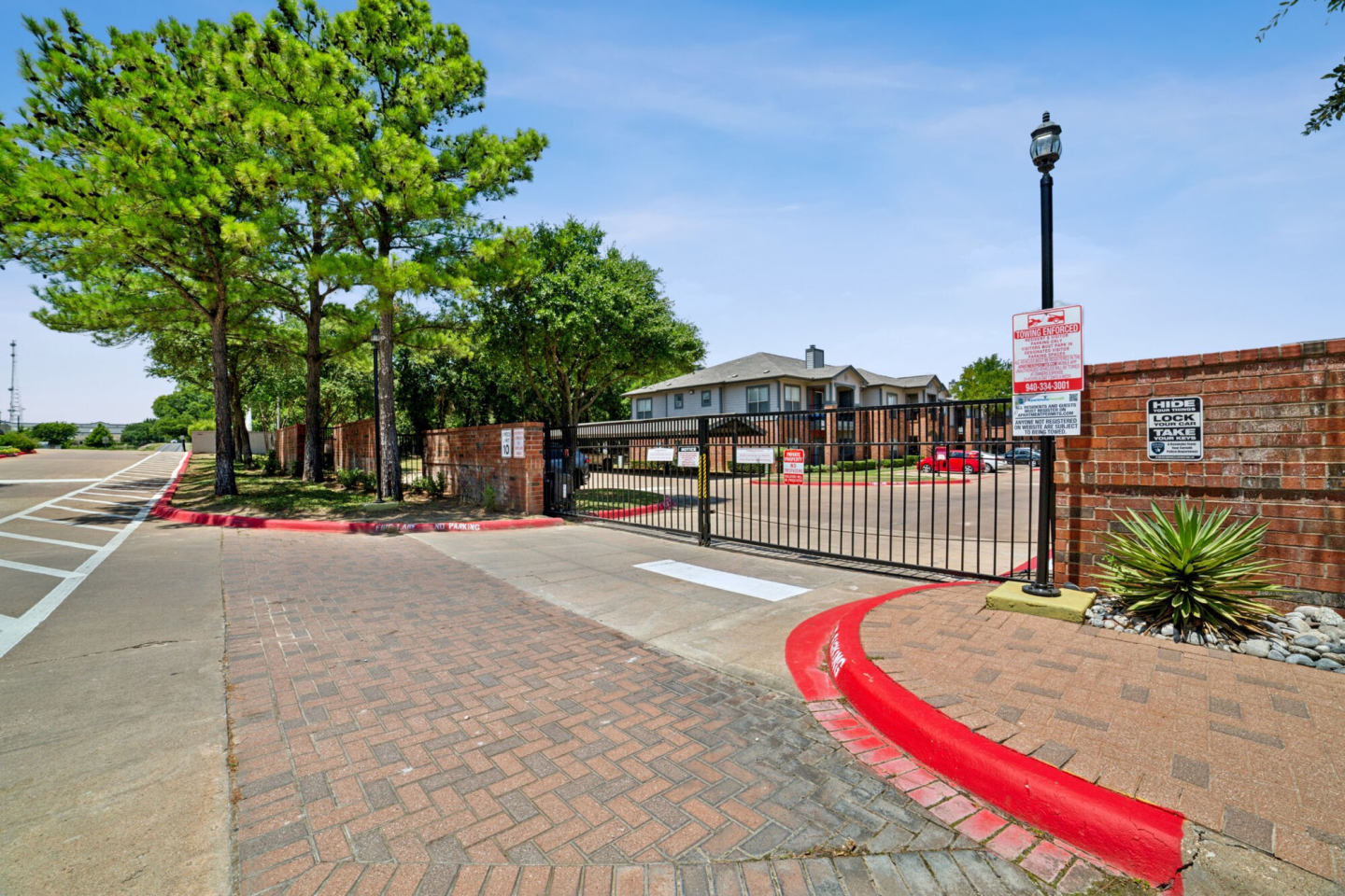 Kensington Park Apartment Homes Image 17