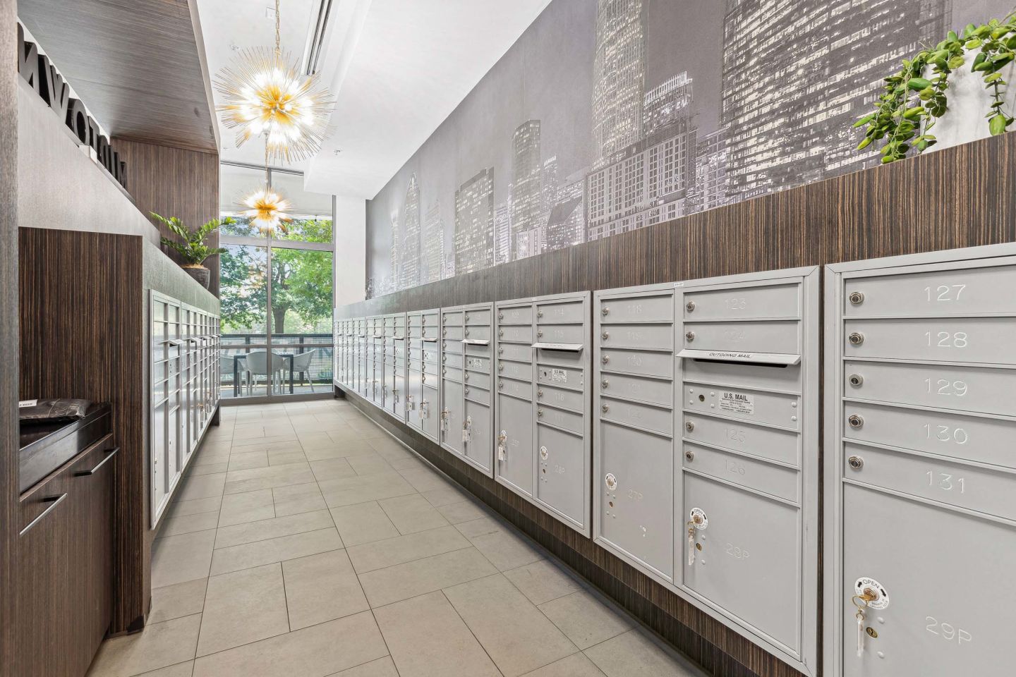 Midtown 205 Image 57