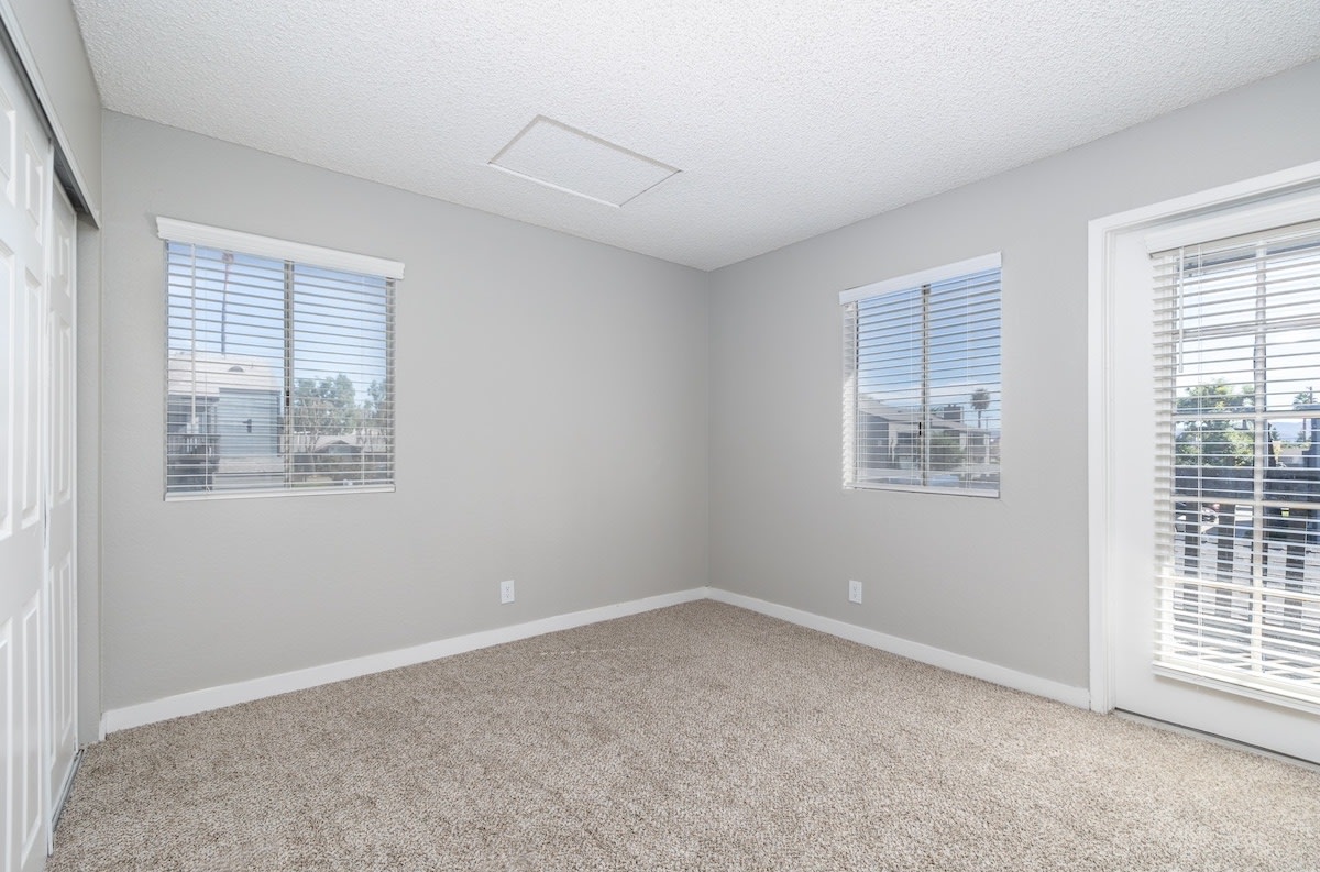 evRIA Diamond Valley Image 31