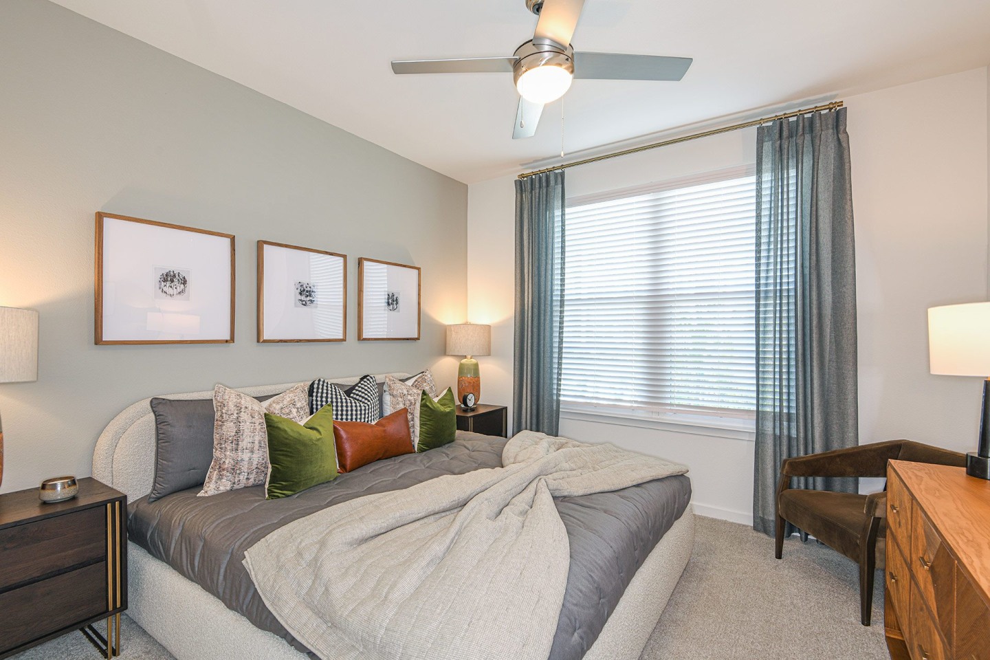 The Easton Riverview Apartments Image 21