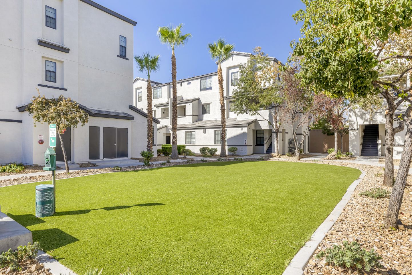 The Michael B Townhomes and Flats Image 26