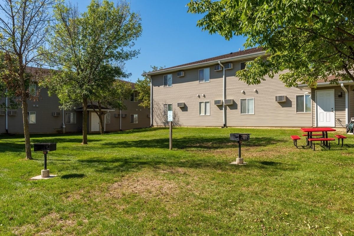 Ashford Apartments Image 13