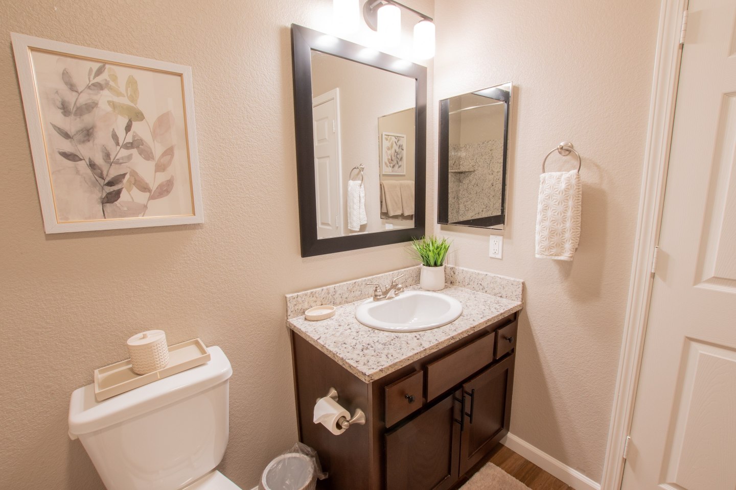 Lake Forest Image 13