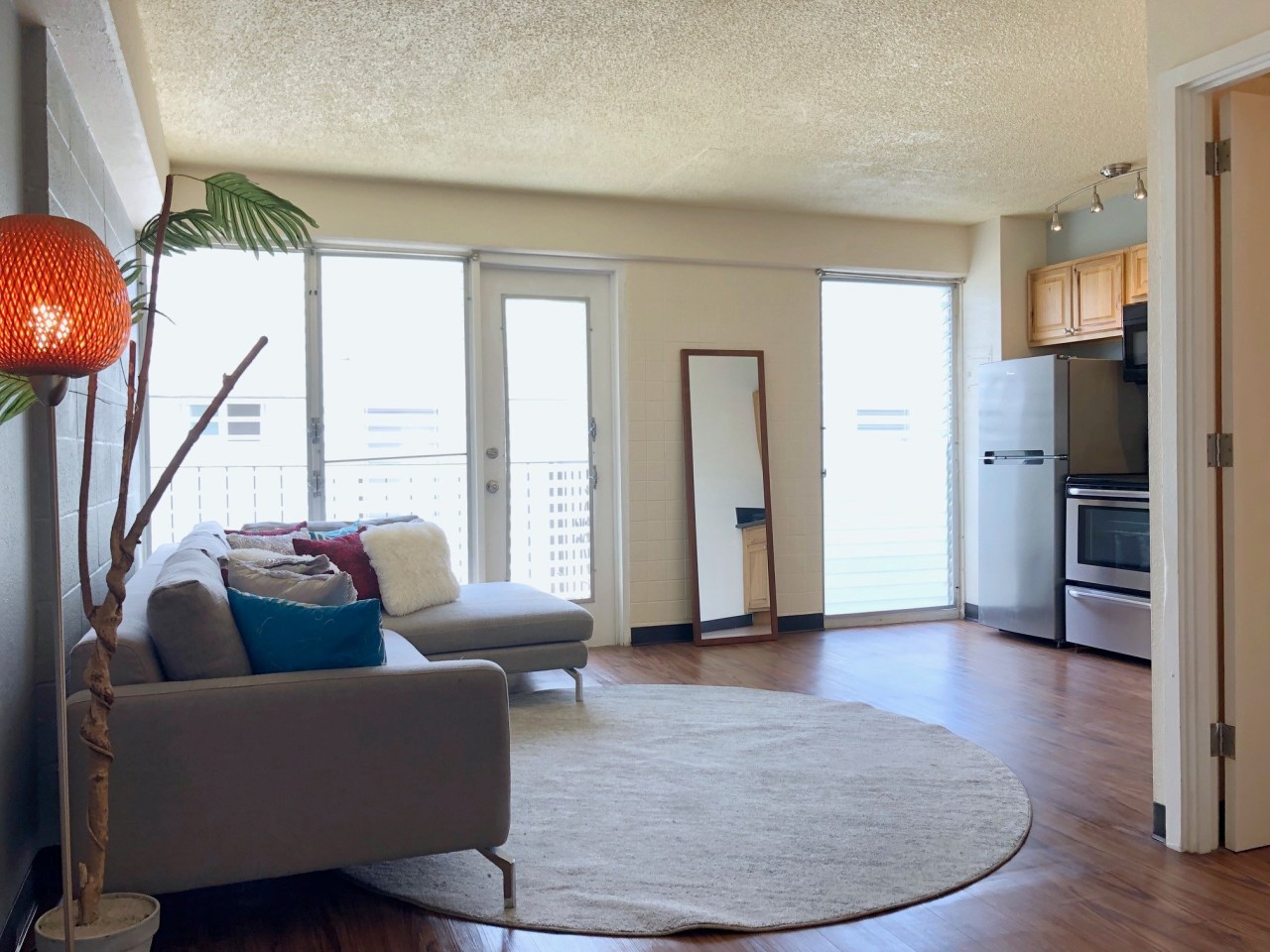 Kewalo Apartments Image 12