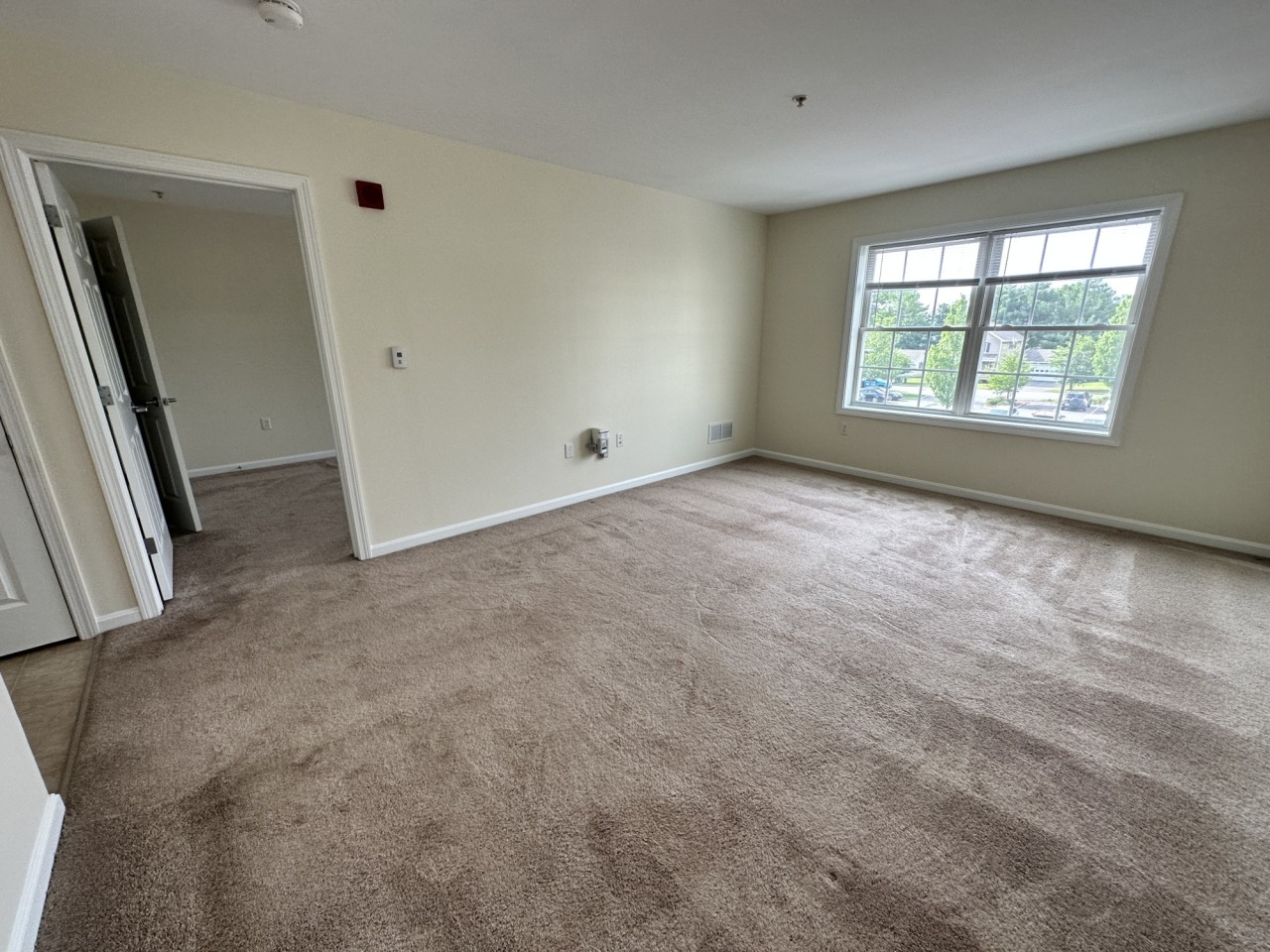 Redstone Apartments Image 22