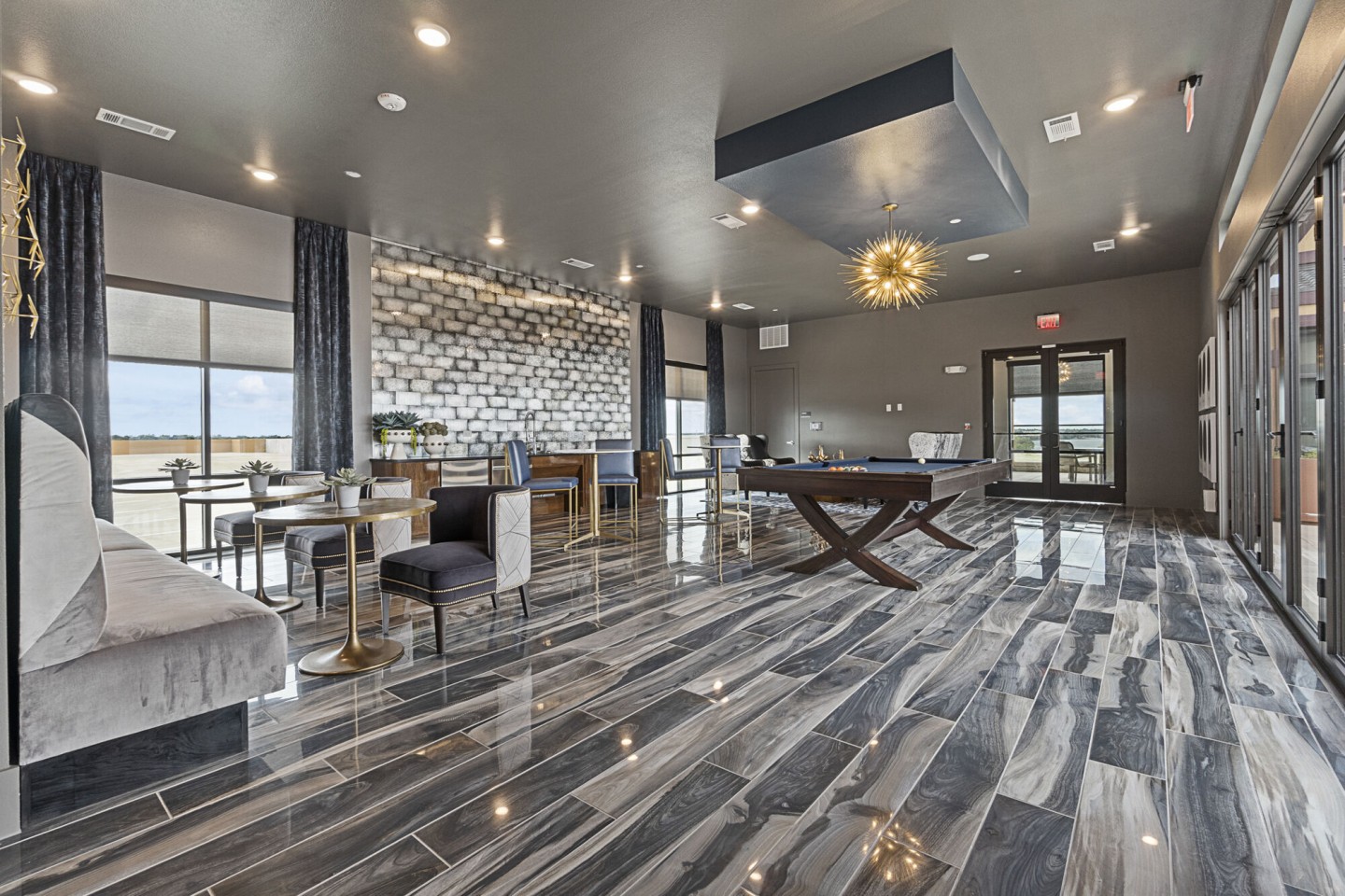 Tower Bay Lofts Image 17