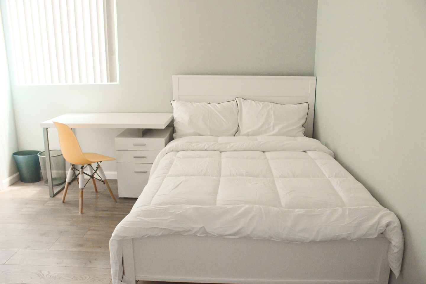 1259 W 36th Place - Co-Living Image 5