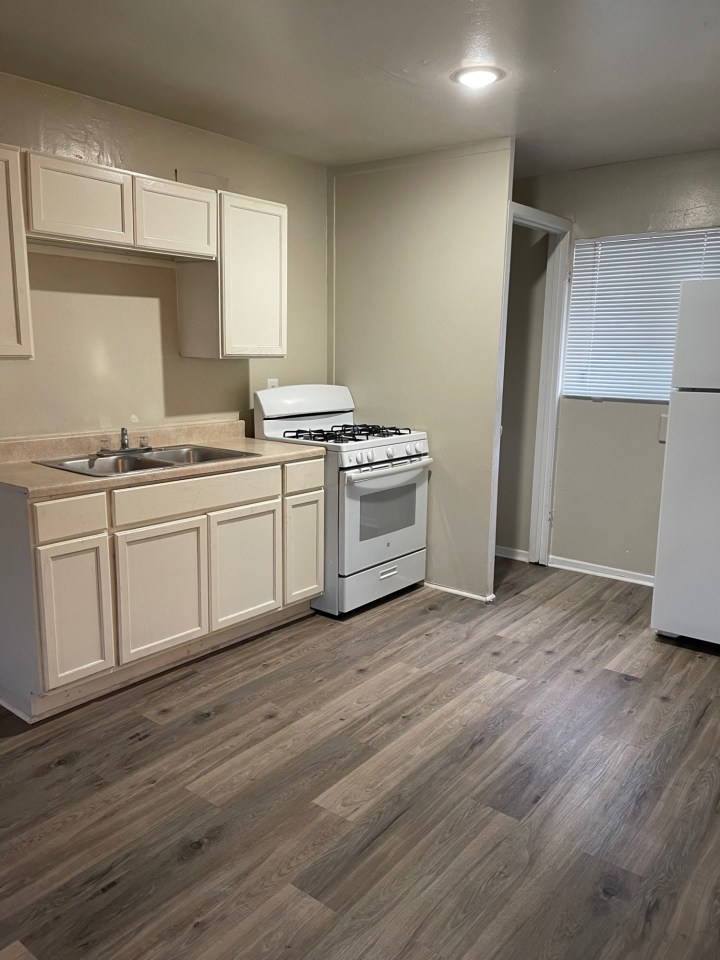 Hershe Street Apartments Image 2