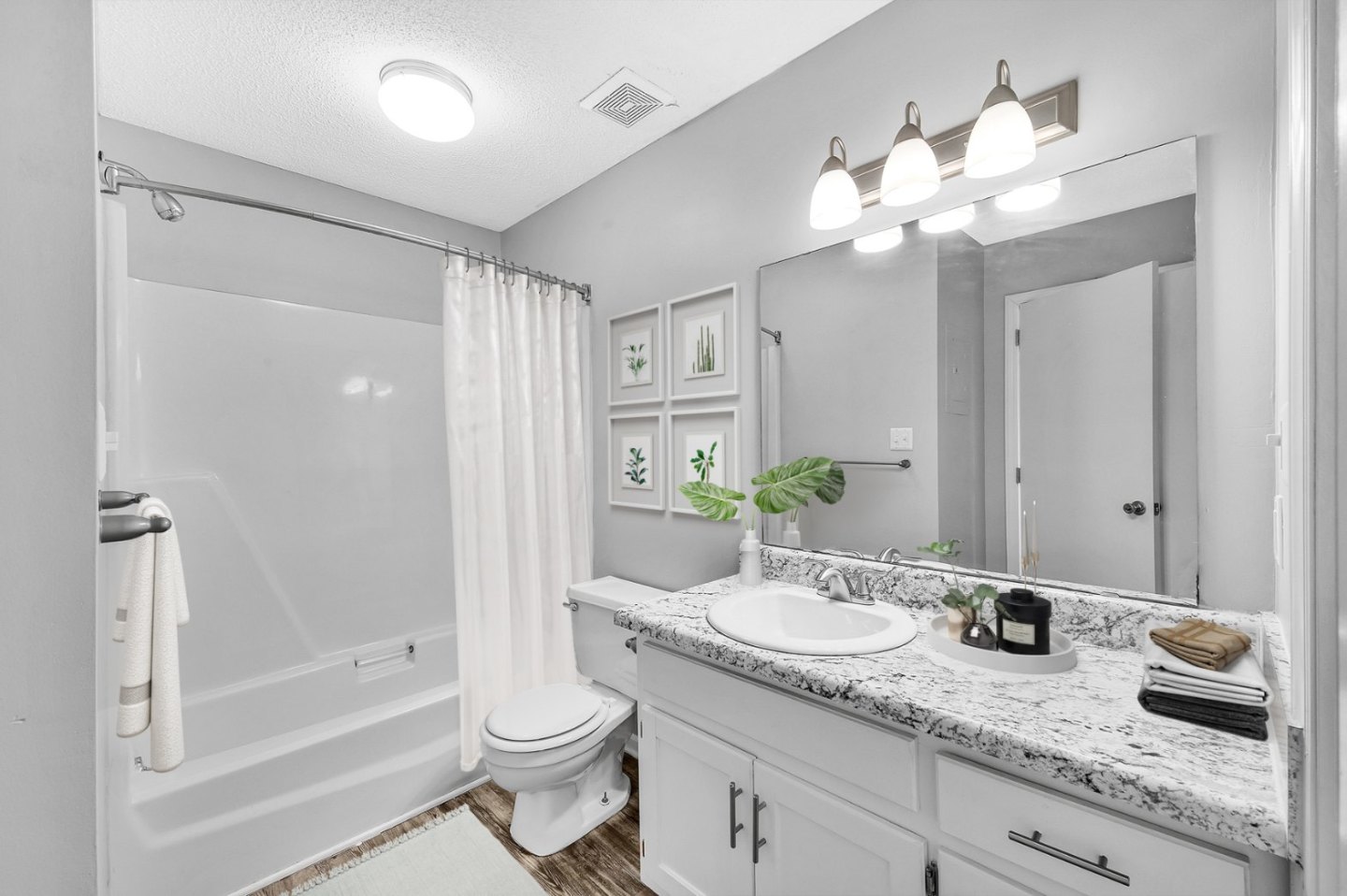 Belmont Heights Apartments & Townhomes Image 51