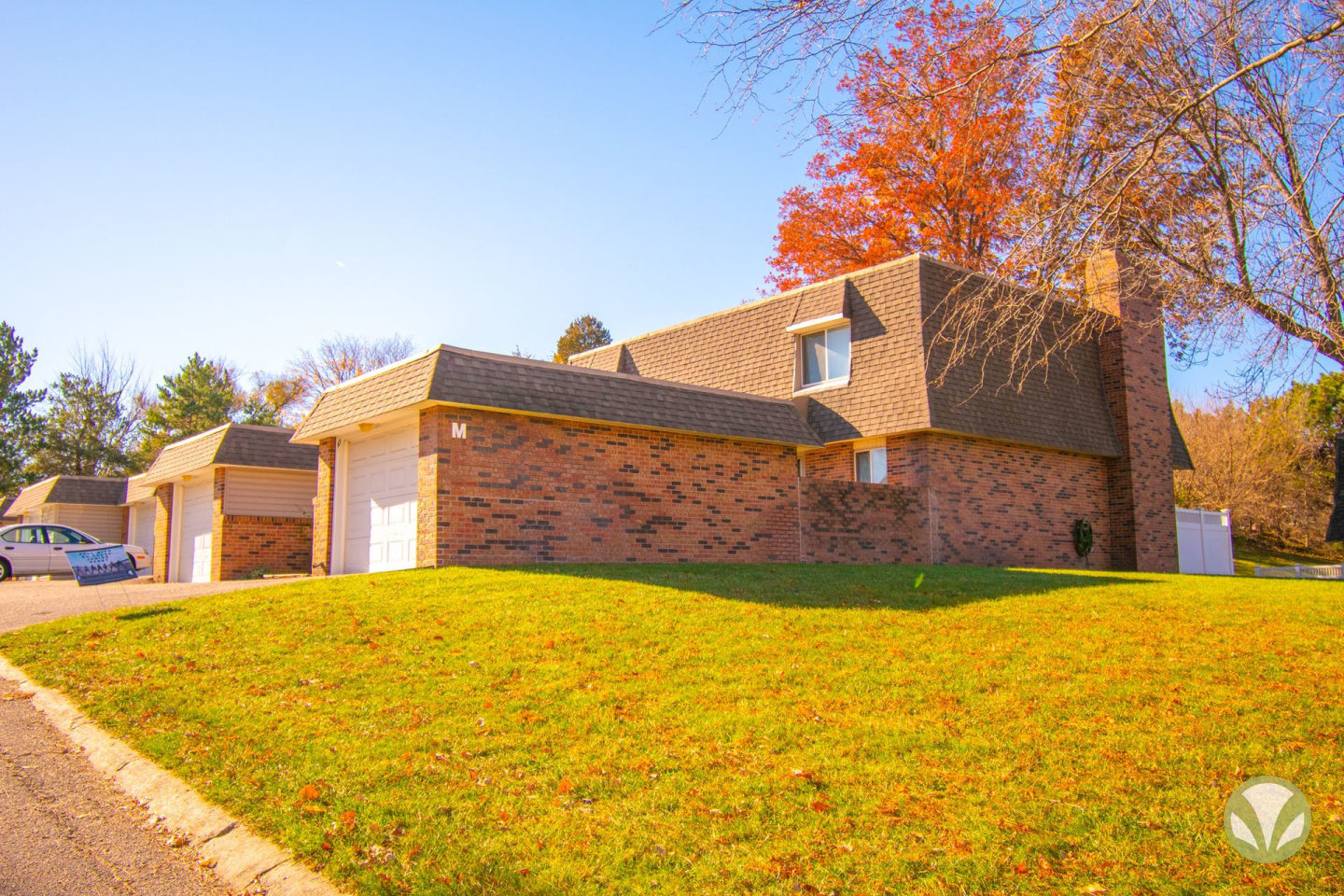 Chateau Townhomes Image 3