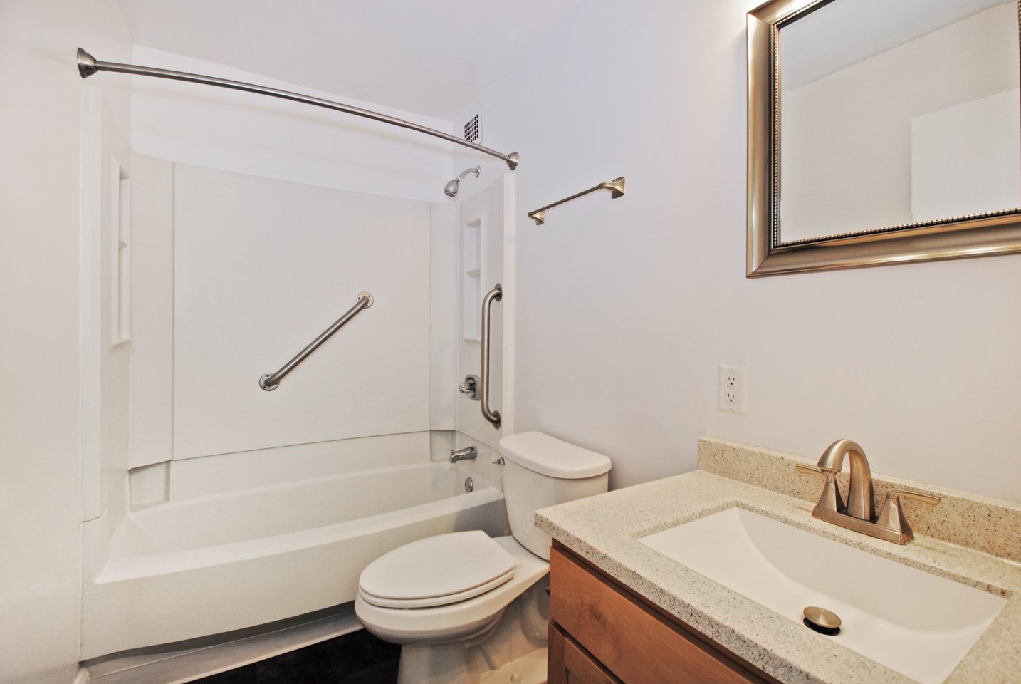 Bancroft Luxury Apartments Image 14