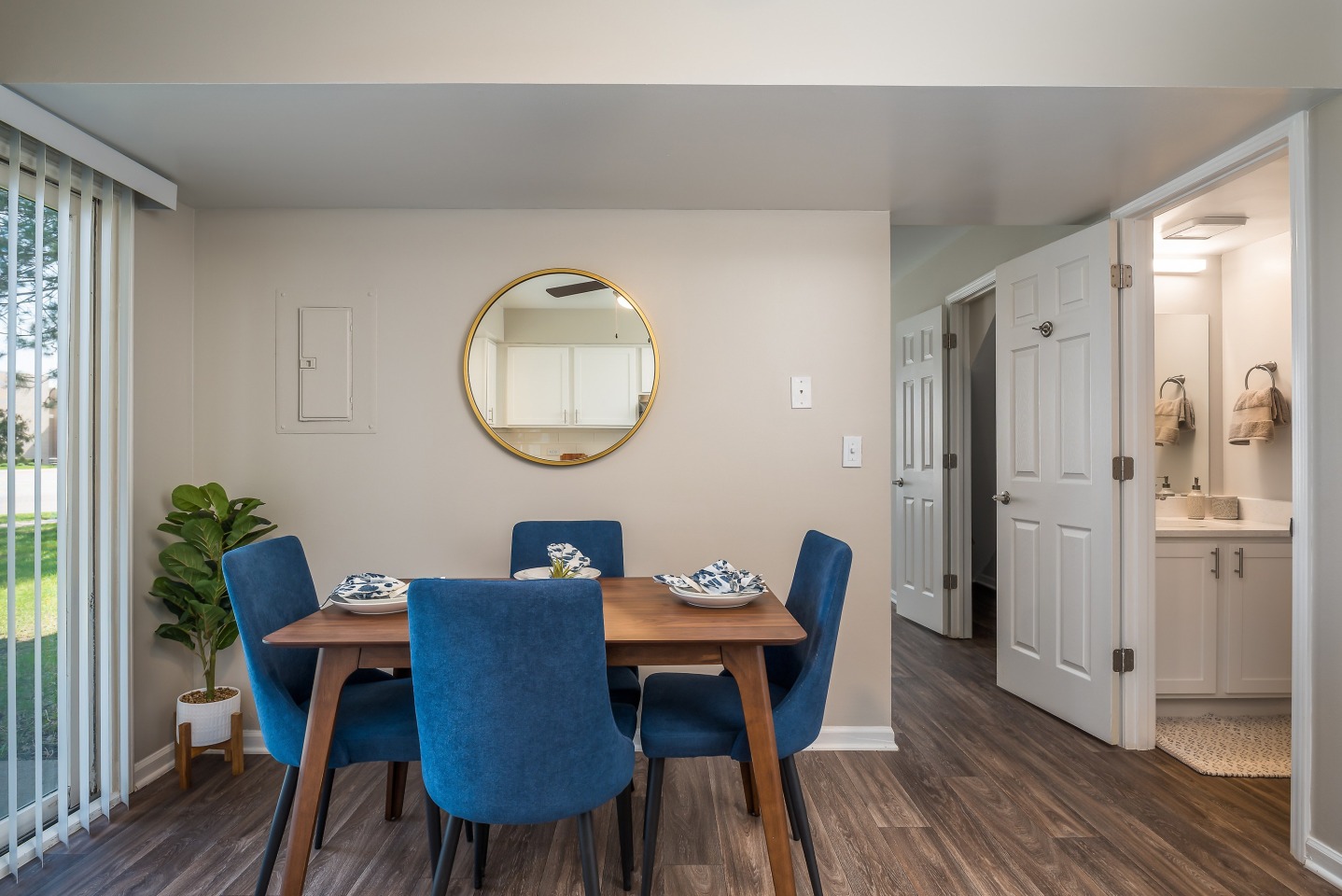Haven on Long Grove Apartments and Townhomes Image 3