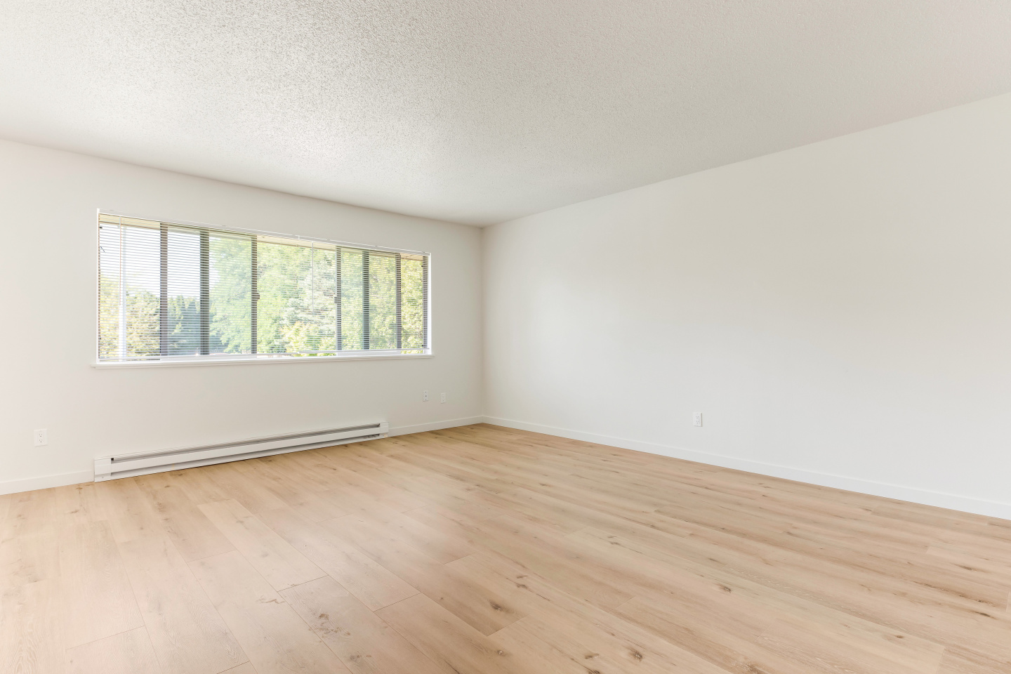 West Royal Apartments Image 8