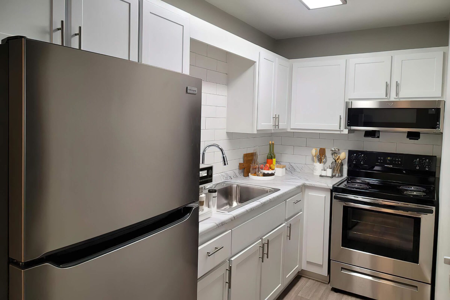 The Residences at 1671 Campbell Image 4