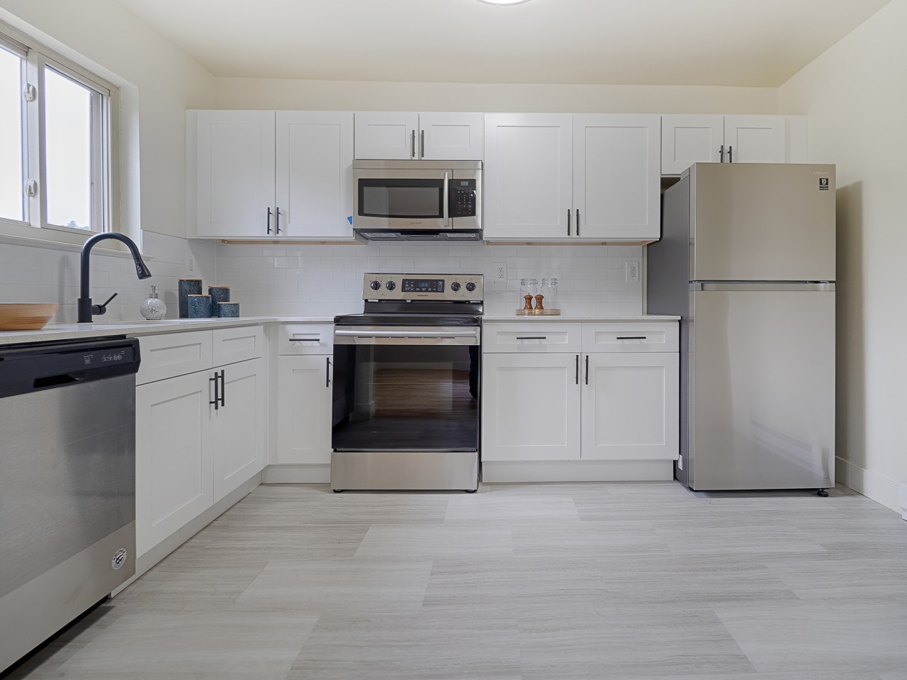 Atlantic Pointe Apartments Image 1