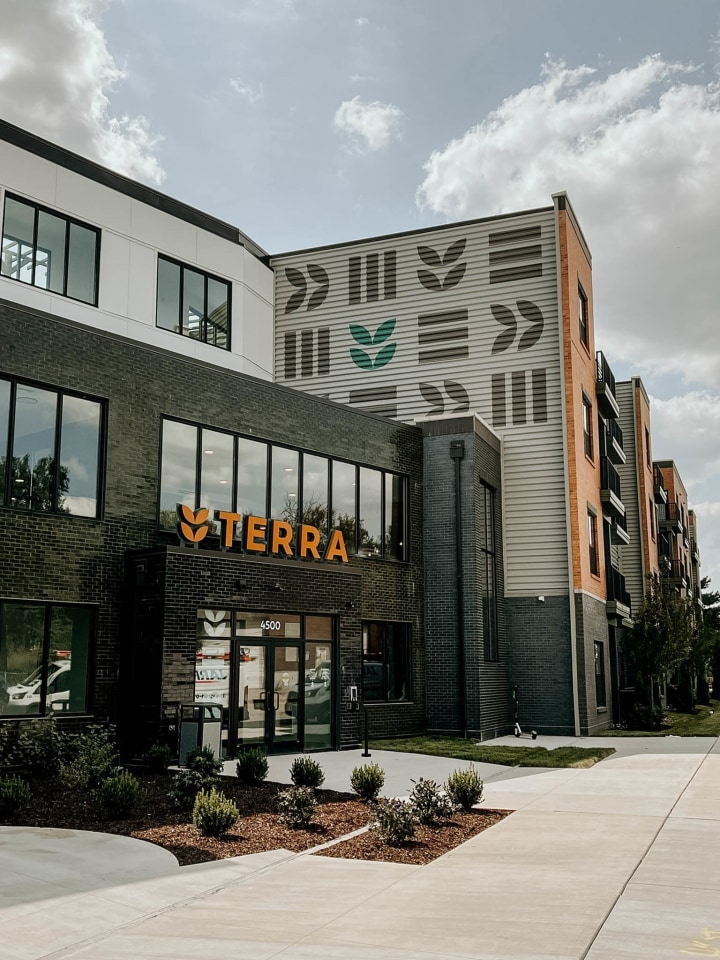 Terra at the Grove Image 48