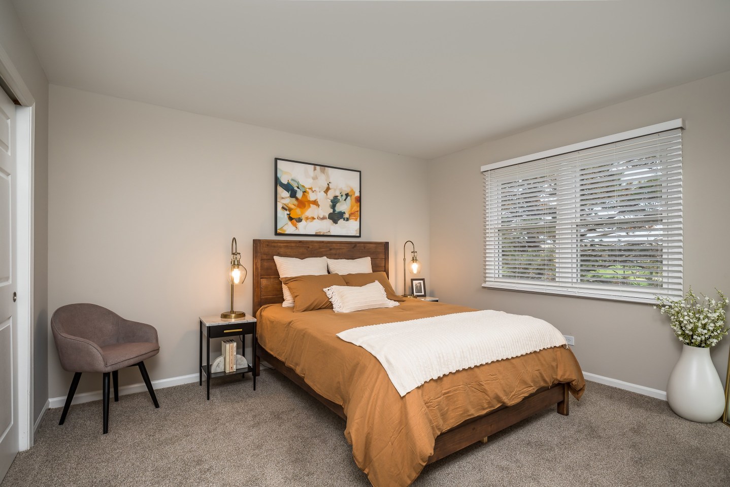 Haven on Long Grove Apartments and Townhomes Image 5